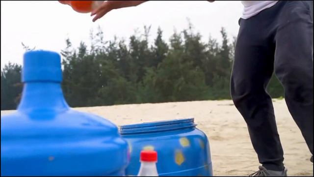 EXPERIMENT: Big Eruption From Triangle Pit, Giant Chupa Chups, Mtn Dew, Fanta, Coca Cola Vs Mentos