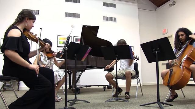 Minuet Form Eine Kleine Nachtmuick – Mozart