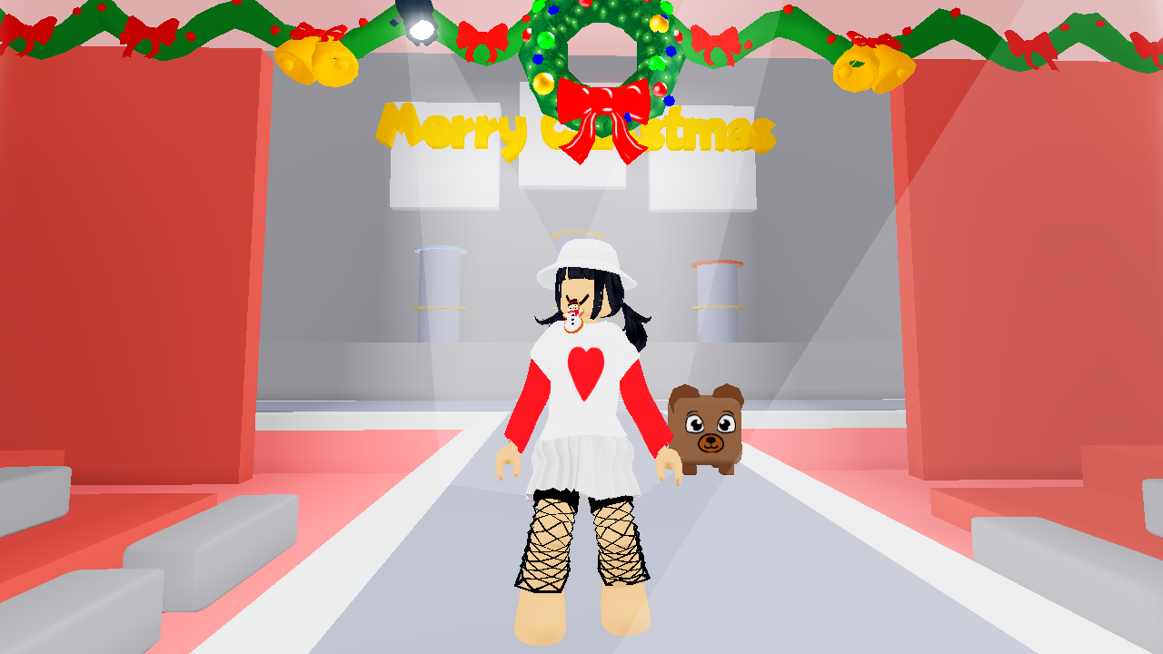 Смотри какие красотки на Подиумном шоу / Look At The Beauties At The Runway Show Roblox