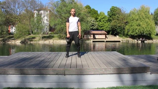 41 KB Flexion Biceps Latéral 1 Bras KB LATERAL BICEPS CURL 1 ARM