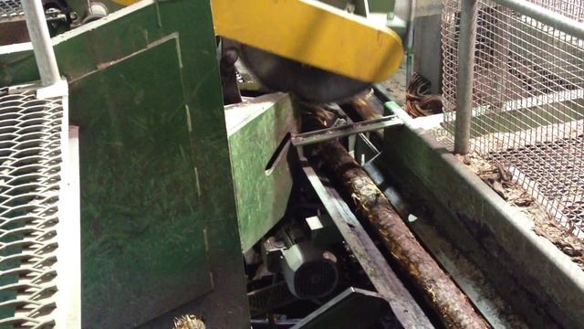 A Gibson & Sons Log Docker Sawmilling Equipment & Machinery