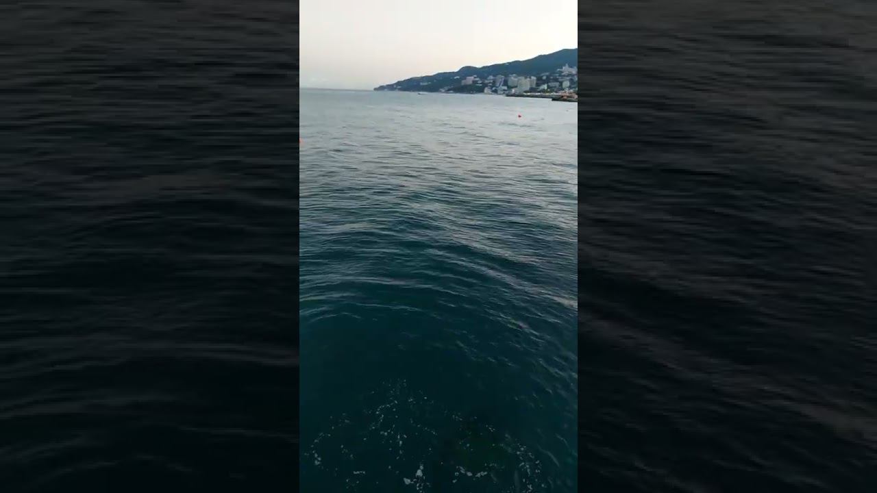 Ялта. Массандровский пляж. Вечер.