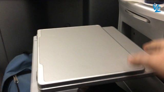 United Boeing 777-200 Domestic First Class review