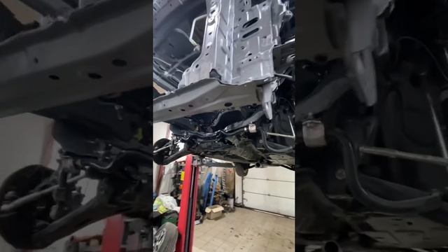 Установка мотора и коробки FB25 нового образца на кузов SK FORESTER 2021 год