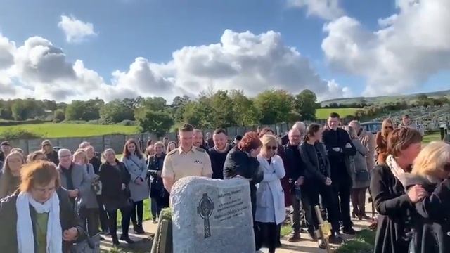 «Где, черт побери, я нахожусь?»: ирландец рассмешил родных на собственных похоронах