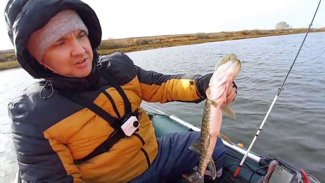 Троллинг. Рыбалка с лодки. Спиннинг. Косадака маскот.