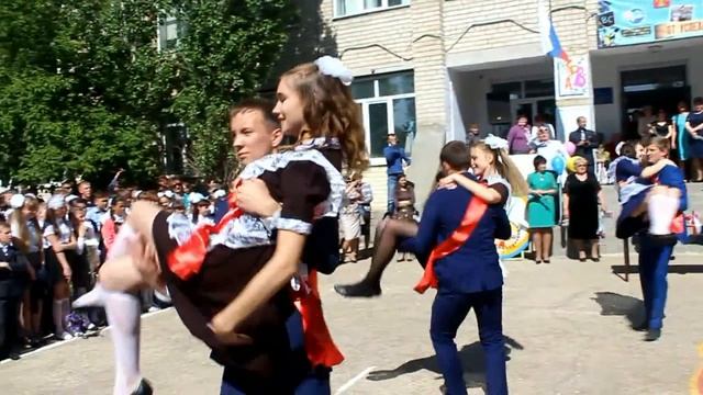 Миша Летний - Выпускной (танец)