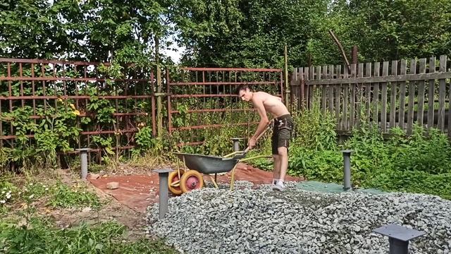 Размечаем зону огорода