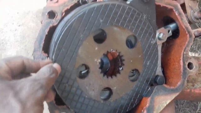 Mahindra 475 DI Braking System Dismantle
