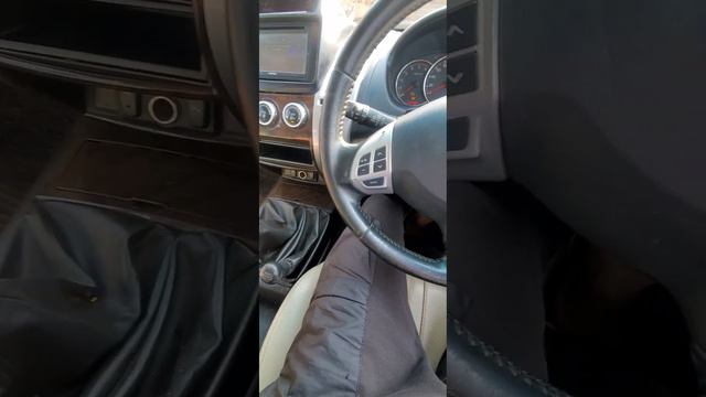 2015 Mitsubishi Pajero Indian Super Select 4X4 Cold Start