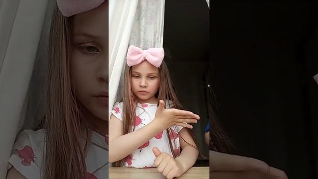 Челлендж макияж восьмидесятых и современной чей лучше???