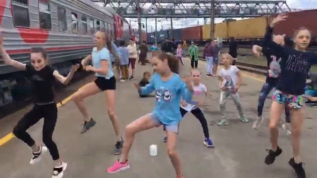 Танцевальное шоу