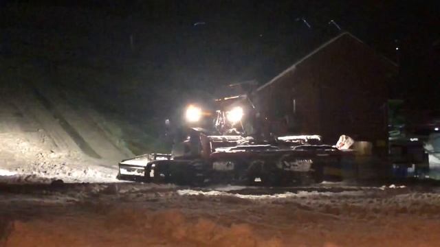 Ратрак в Буковеле. Как ровняют трассы на горнолыжном курорте