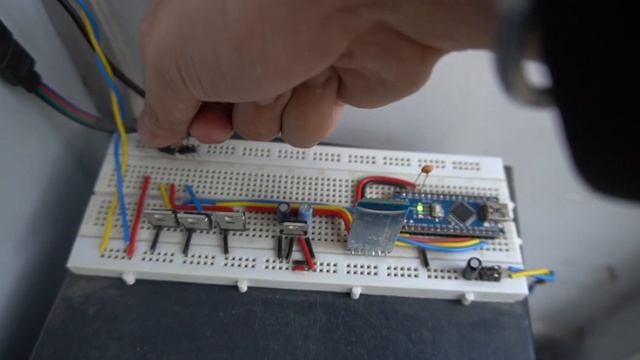 D571834144966202b07a1f70bd44ed89