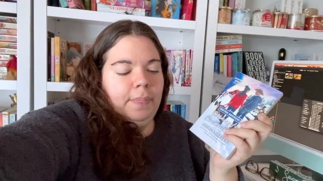 TISTHESEASONATHON WEEKEND READING VLOG | Cozy & Festive Christmas Romance Reads, Holiday Party