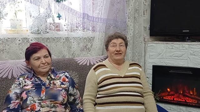 Неразлучные подруги-соседки: Екатерина Александровна Решетникова и Нина Ивановна Дузь. ст. Роговска