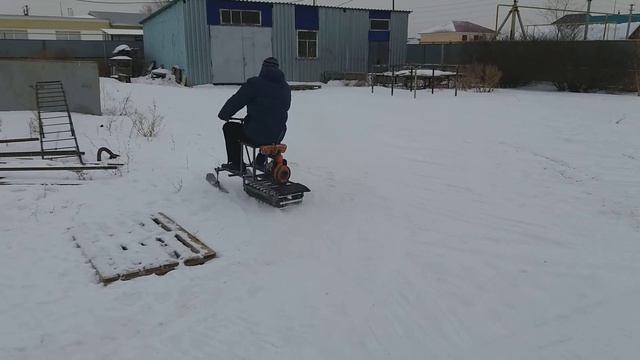 20180123 миниснегоход с двигателем дружба. Уральск