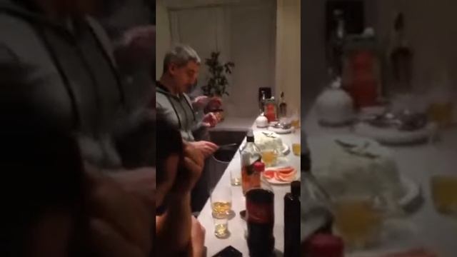 Как поздравить с днём рождения оригинально. Прикол