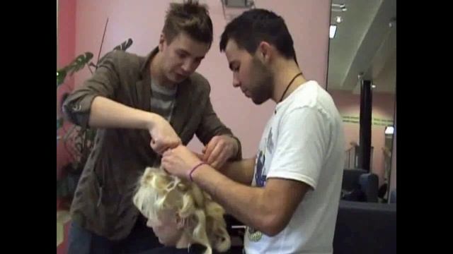 Семинар по укладкам стилиста Артема Любимова.