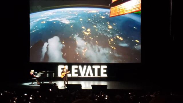 Elevate 2019 - Chris Hadfield Sings Space Oddity