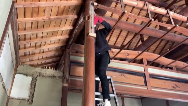 【大問題発生】床柱の解体に挑戦！重要な柱が曲がってシロアリ被害【古民家DIY#46】