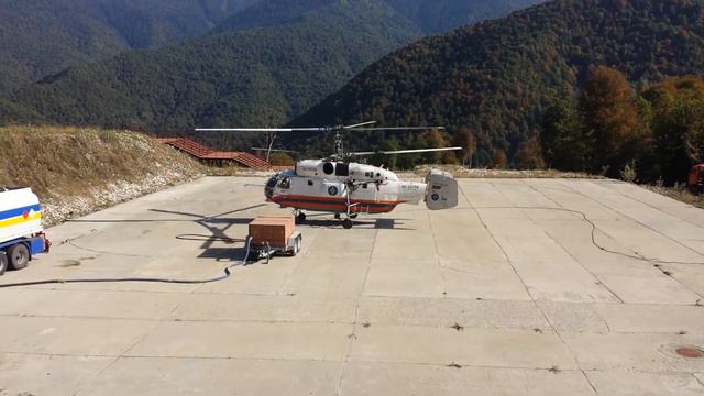 Запуск и взлет вертолета Ка-32 с внешней подвеской