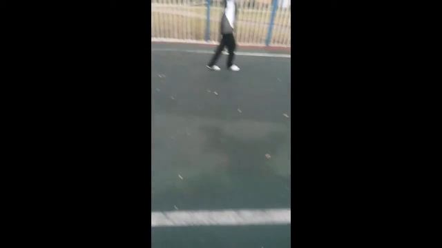 Играли в навес.)))