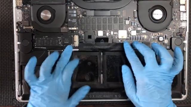 MacBook Pro 2014 15in A1398 バッテリー交換修理