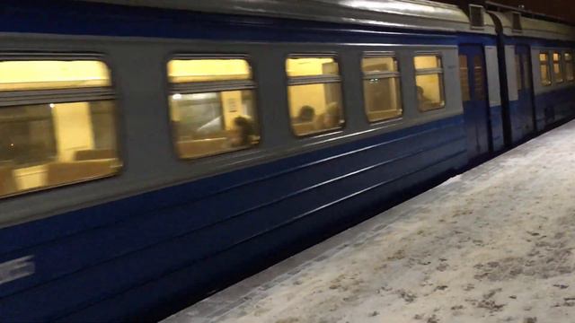 ЭД4М 0302 на пл. Мамонтовская фев. 2018