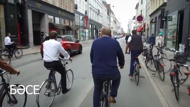 Разница Назарбаев Макрон