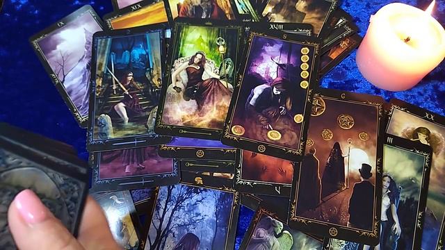 Любовный треугольник❤Какая она, та , другая ♣🦊‼️ #онлайнрасклад #крестовыйкороль #любовь