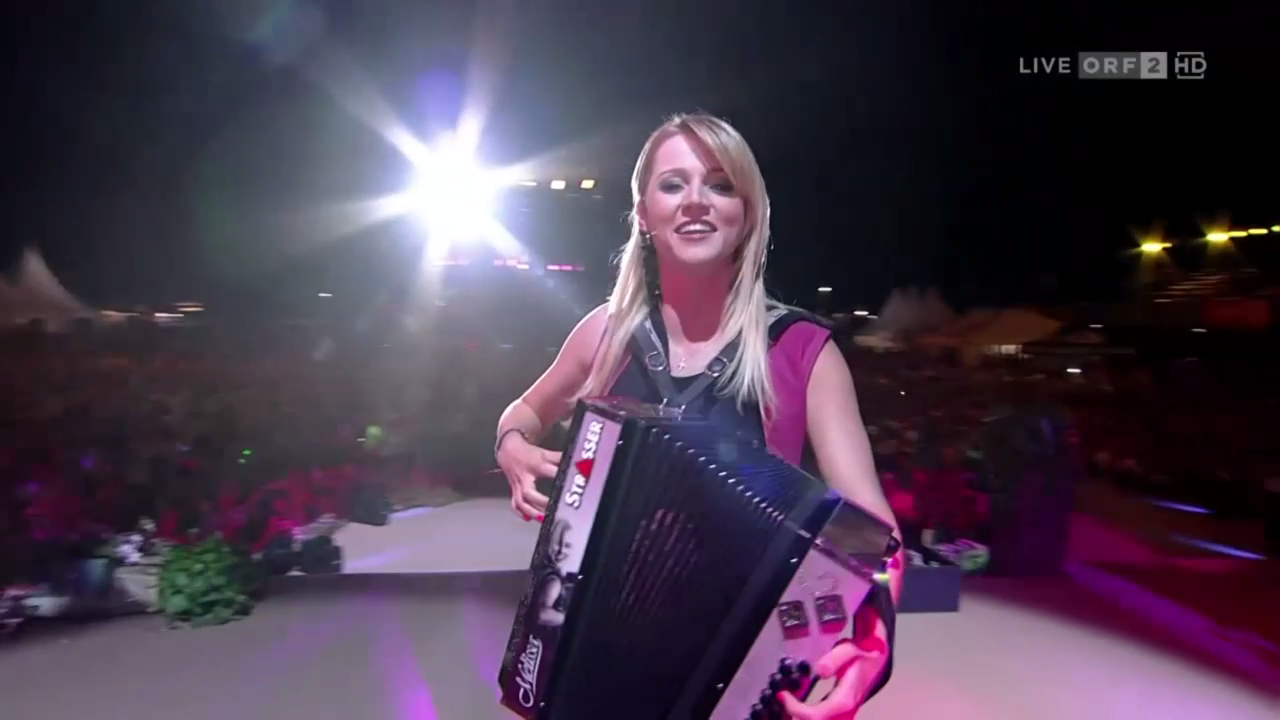 Melissa Naschenweng - Net mit mir Wenn die Musi spielt - Sommer Open Air 29.07.2017