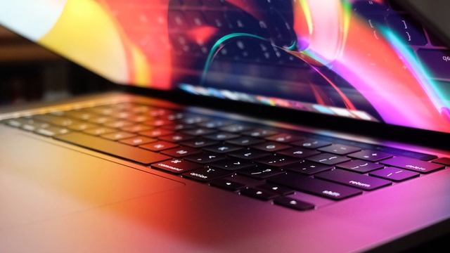 Acer Predator Triton 500 Vs Macbook Pro 16 Inch For Creators