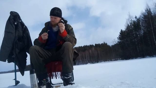 За плотвой! Пенсионерская рыбалка.