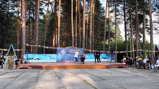 Fc9b39115c24614e68ef9b9c5d41298b