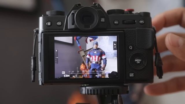 Setting Up Your Fuji X T20 And Get Ready To SHOOT! [Scary Content At 6:31. Not For Kids]