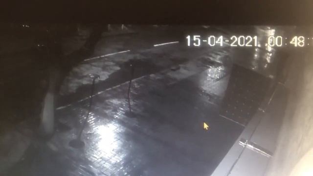 Измаил. апрель 2021 г. Порча терминалов. Запись с камер видеоналюдения