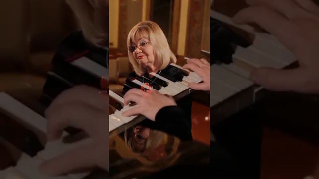 Музыкальное новогоднее поздравление от Ольги Пучкиной. Музыка - секрет успеха