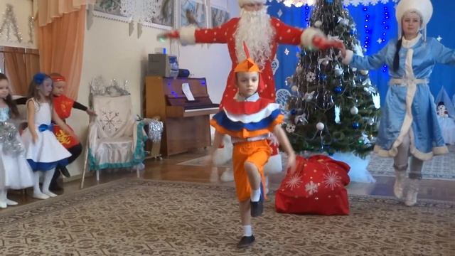 авторская игра с Петушком ср гр сл.С.Русских миксозвучка  Парахневич И П