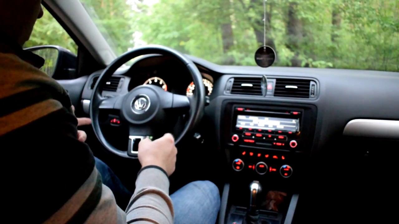 Кантри Тест-драйв Volkswagen Jetta (1.4, 122 л.с., 2013 г.)