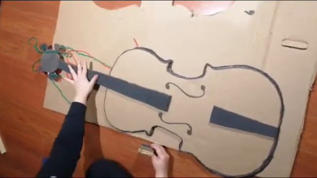 Violonchelo De Cartón