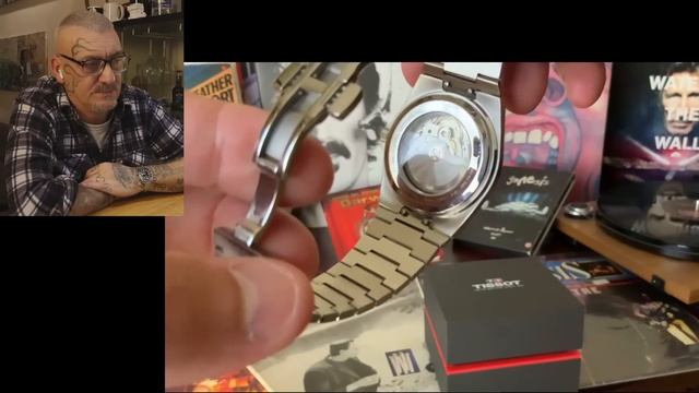 Si Maschera Per La Vergogna... Di Possedere Tali Orologi