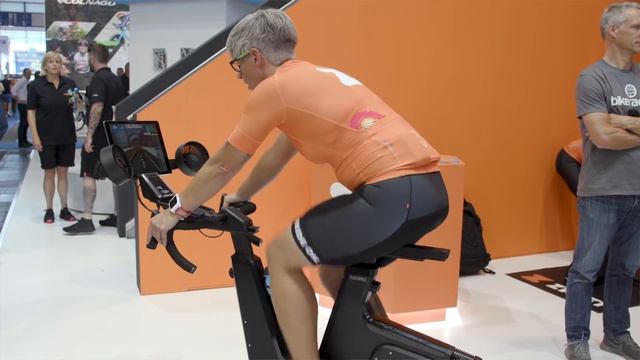 Tacx NeoBike Smart & Flux 2 - Immersive Static Bike & Updated Smart Trainer