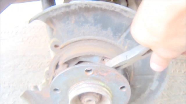 Замена тормозных колодок и дисков