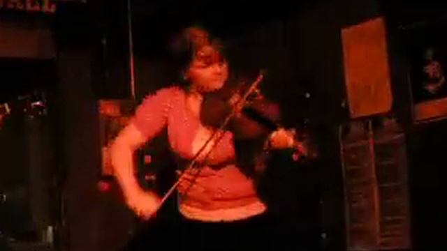 Scot;and's Stretch Dawrson With Champion Fiddler Gemma Donald Live At The Hole In The Wall