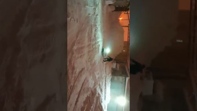 Мотособака Sharmax SH500 15hm в паре с сноубордом