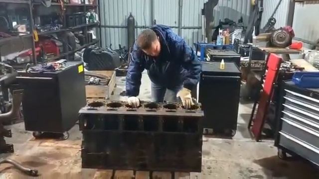 Блок двигателя DC-12