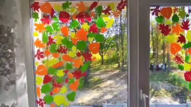 #осенниекраски #осенниелистья #декорнаокне Осенний декор на окне ???