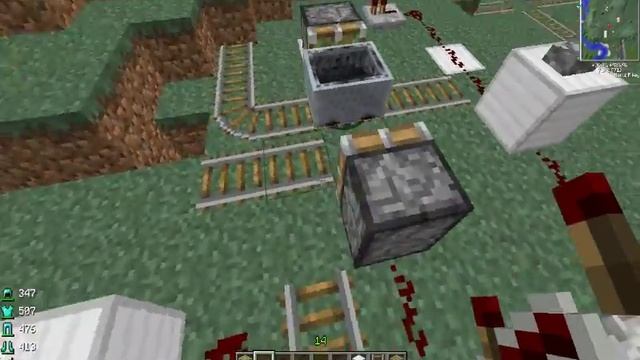 развилка рельс с помощью поршней  в маинкрафте