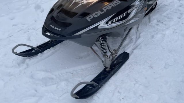 Köp Snöskoter Polaris Edge Touring 550 På Klaravik